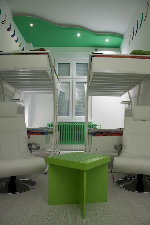 Pop Art Hostel Belgrade Room photo